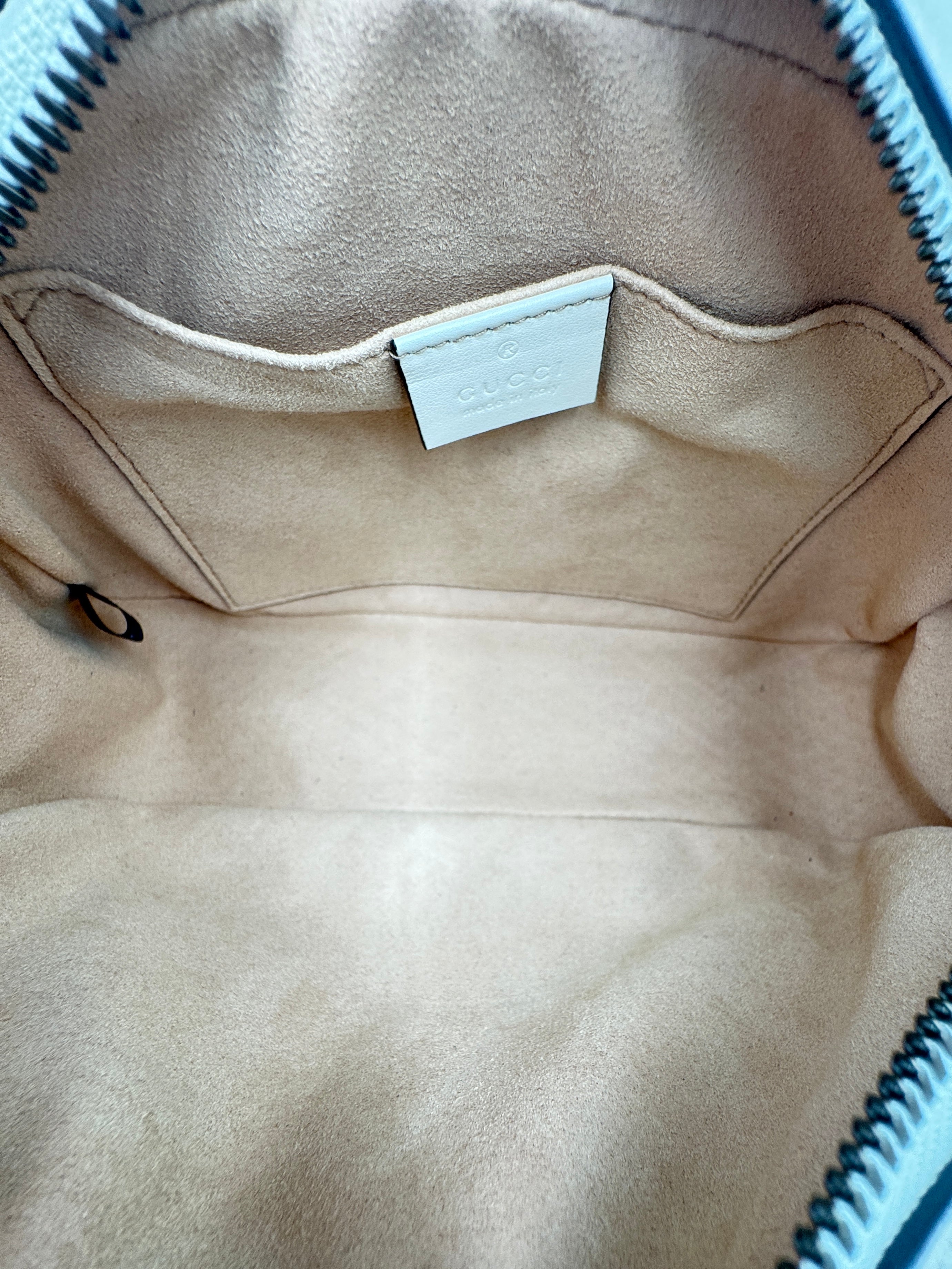 GG Small Marmont Camera Bag in Ivory Leather