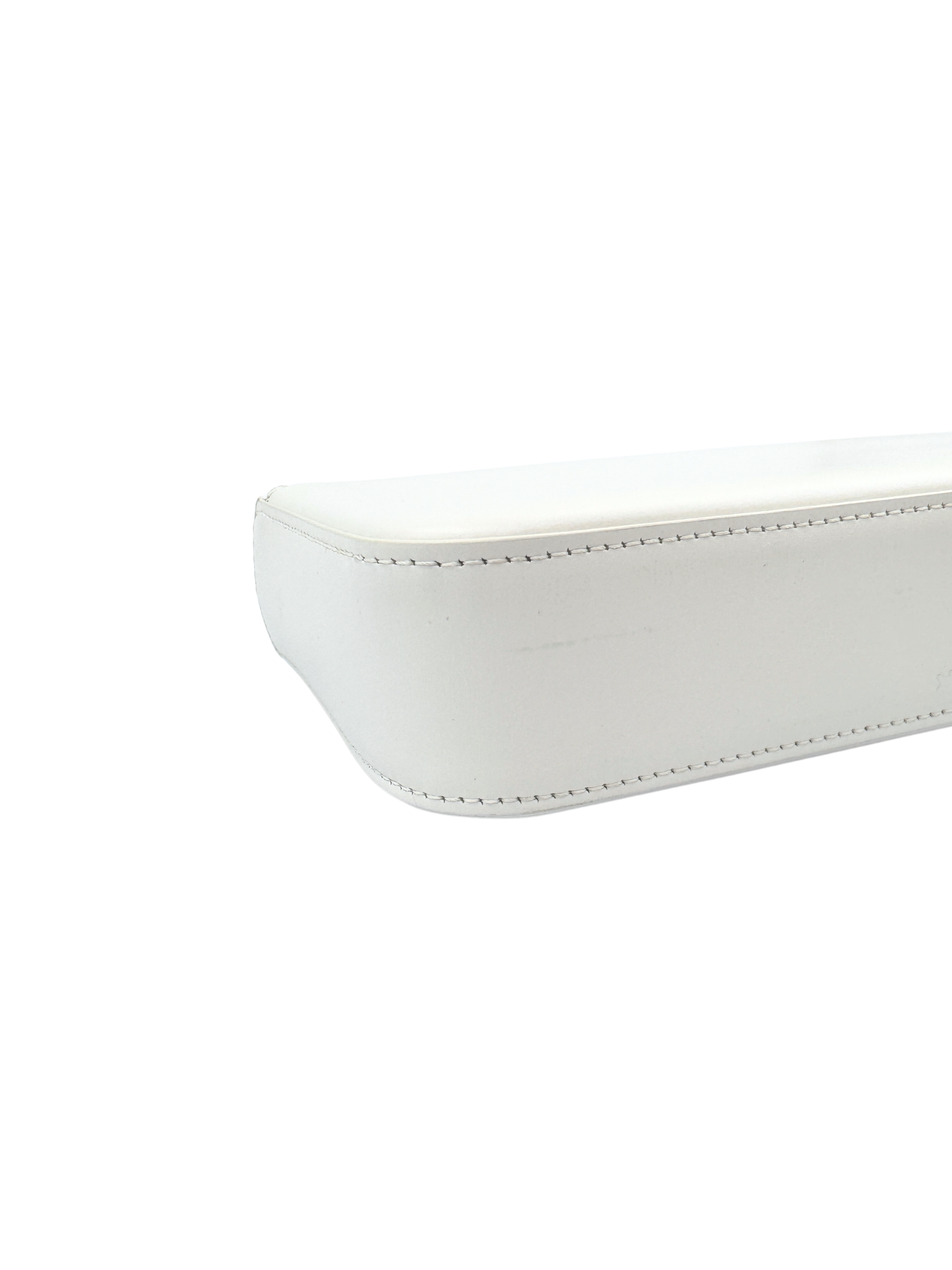 Triomphe Claude Chain Shoulder Bag in White Leather