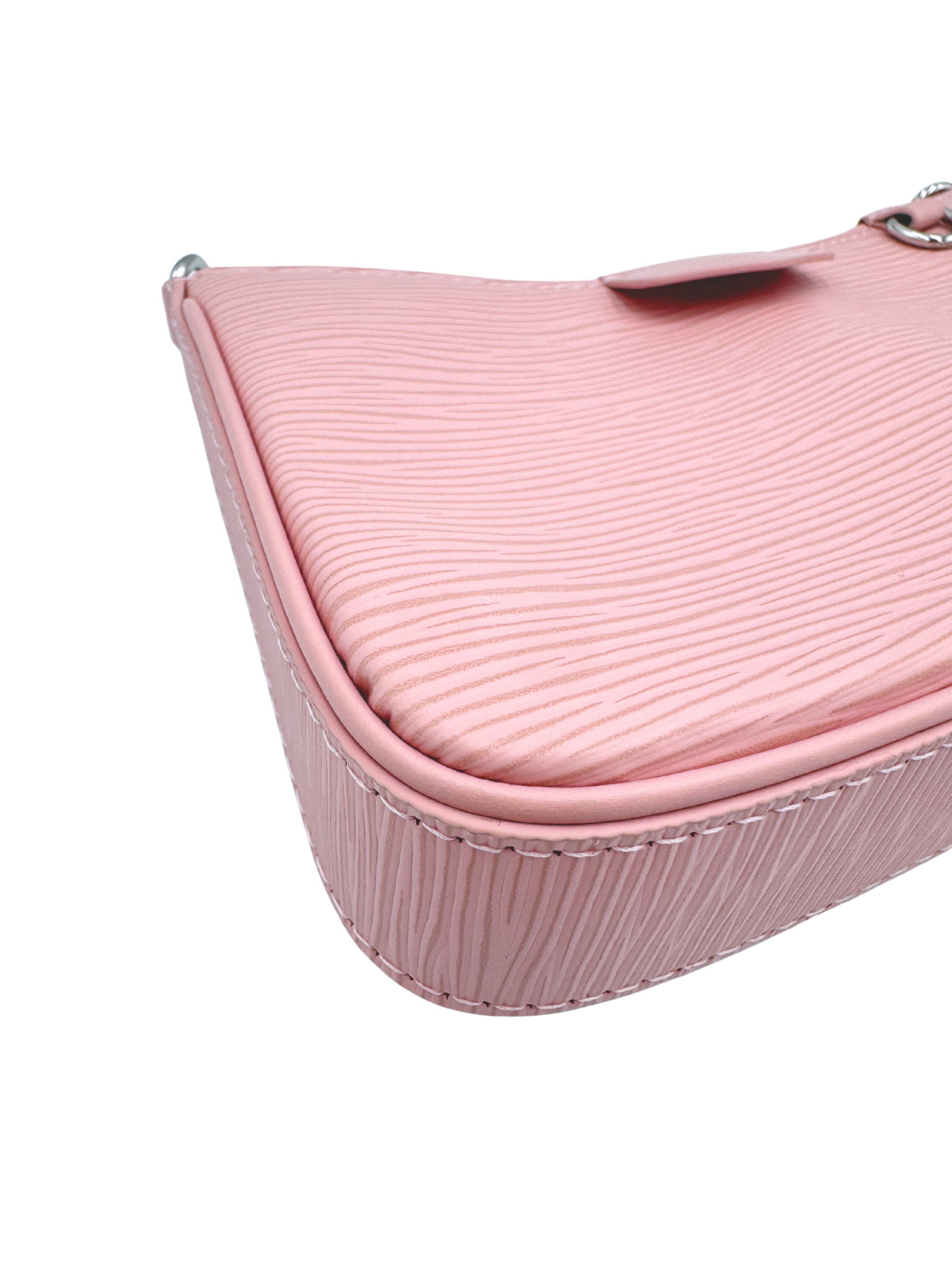 Easy Pouch on Strap Shoulder Bag with Chain in Rose Ballerine Pink Epi Leather