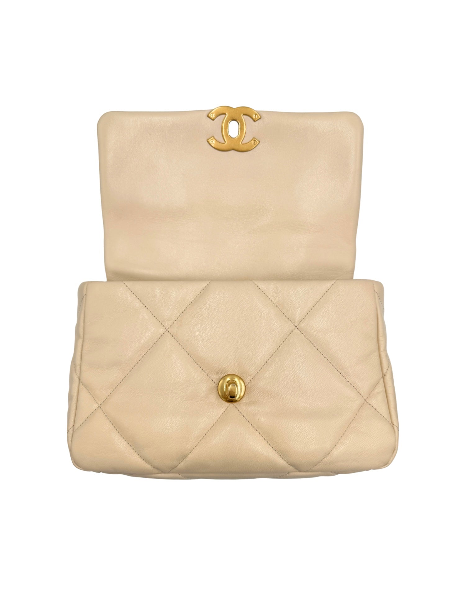 Quilted Medium Chanel 19 Shoulder Bag in Beige Lambskin Leather
