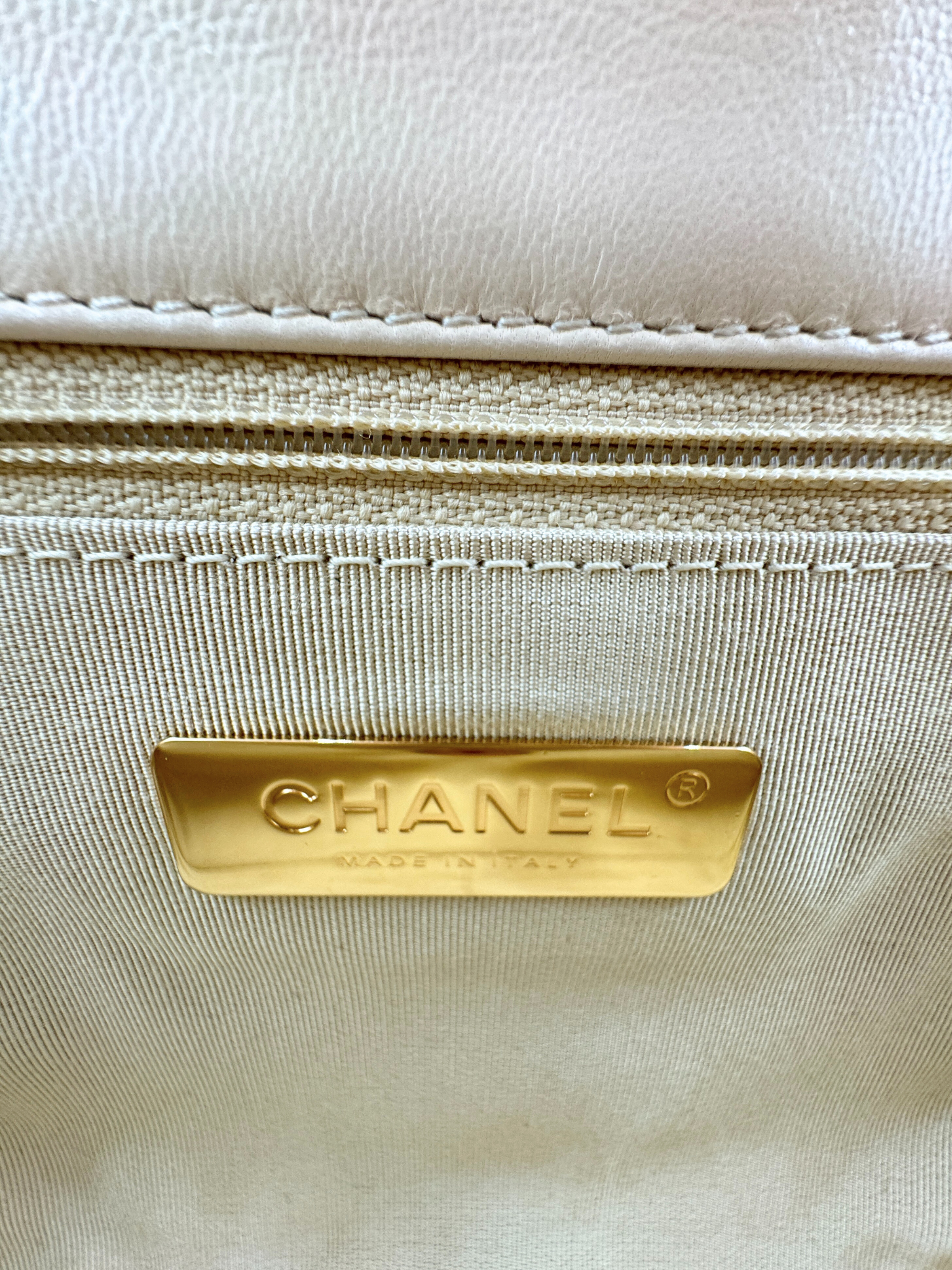 Quilted Medium Chanel 19 Shoulder Bag in Beige Lambskin Leather