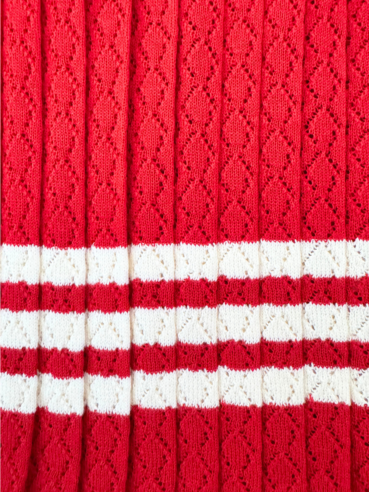 Size L Gucci x Adidas Chevron Pleated Wide Leg Culottes Pants in Red Knit Fabric