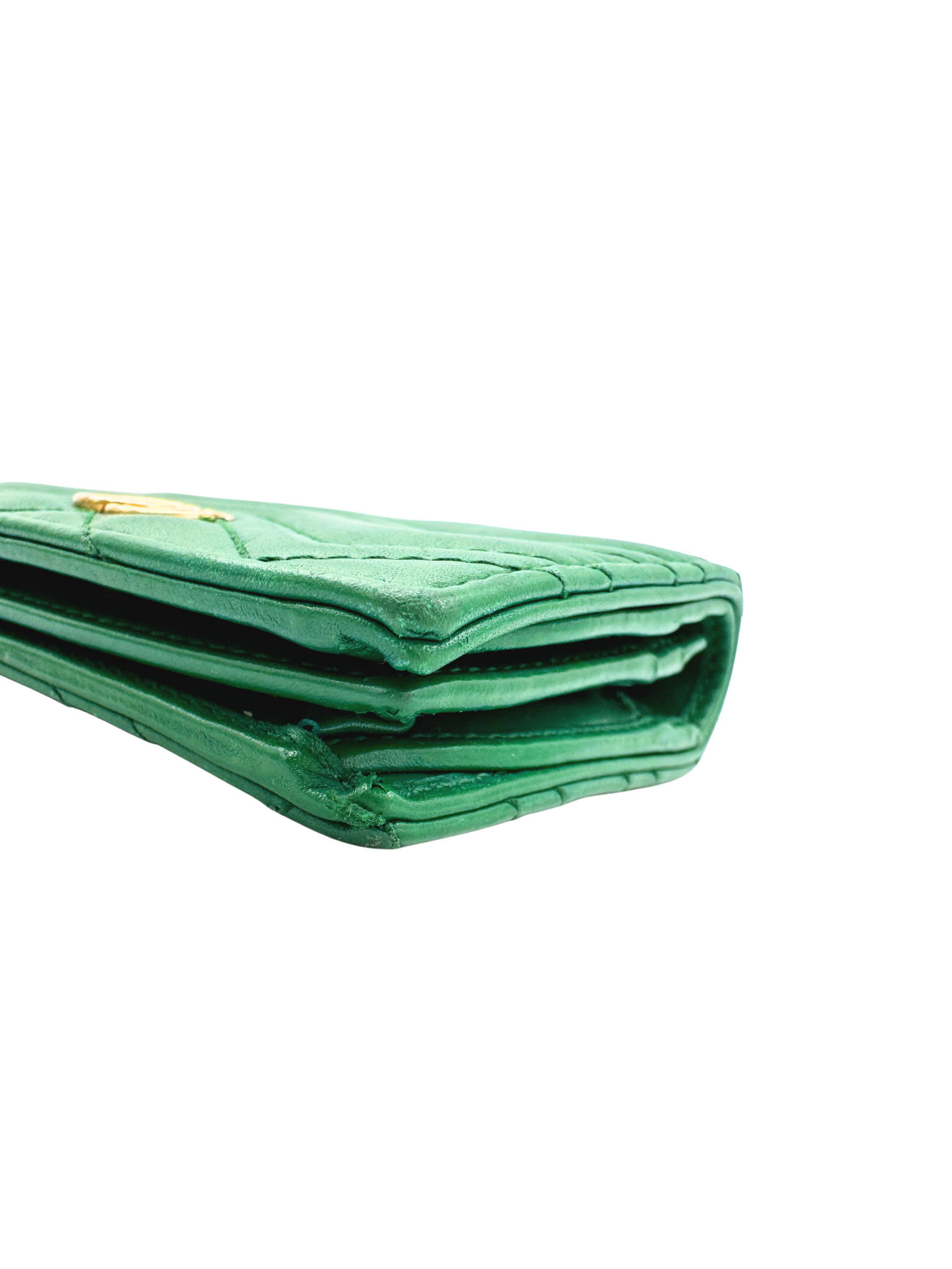 GG Marmont Chevron Matelasse Quilted Foldover Card Holder Wallet in Green Leather