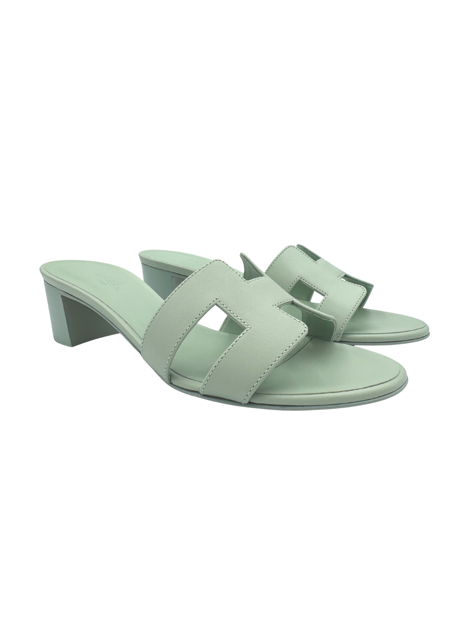 Size 37.5 Hermes Oasis Sandals in Vert D'Eau Smooth Calfskin Leather