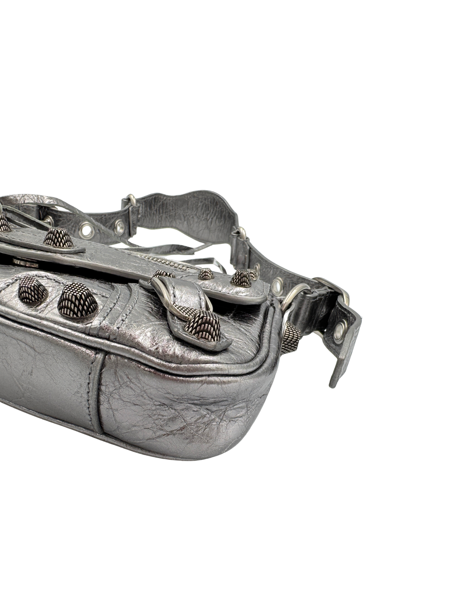 Metallic Small Le Cagole Sling City Shoulder Bag in Aged Silver Pewter Leather