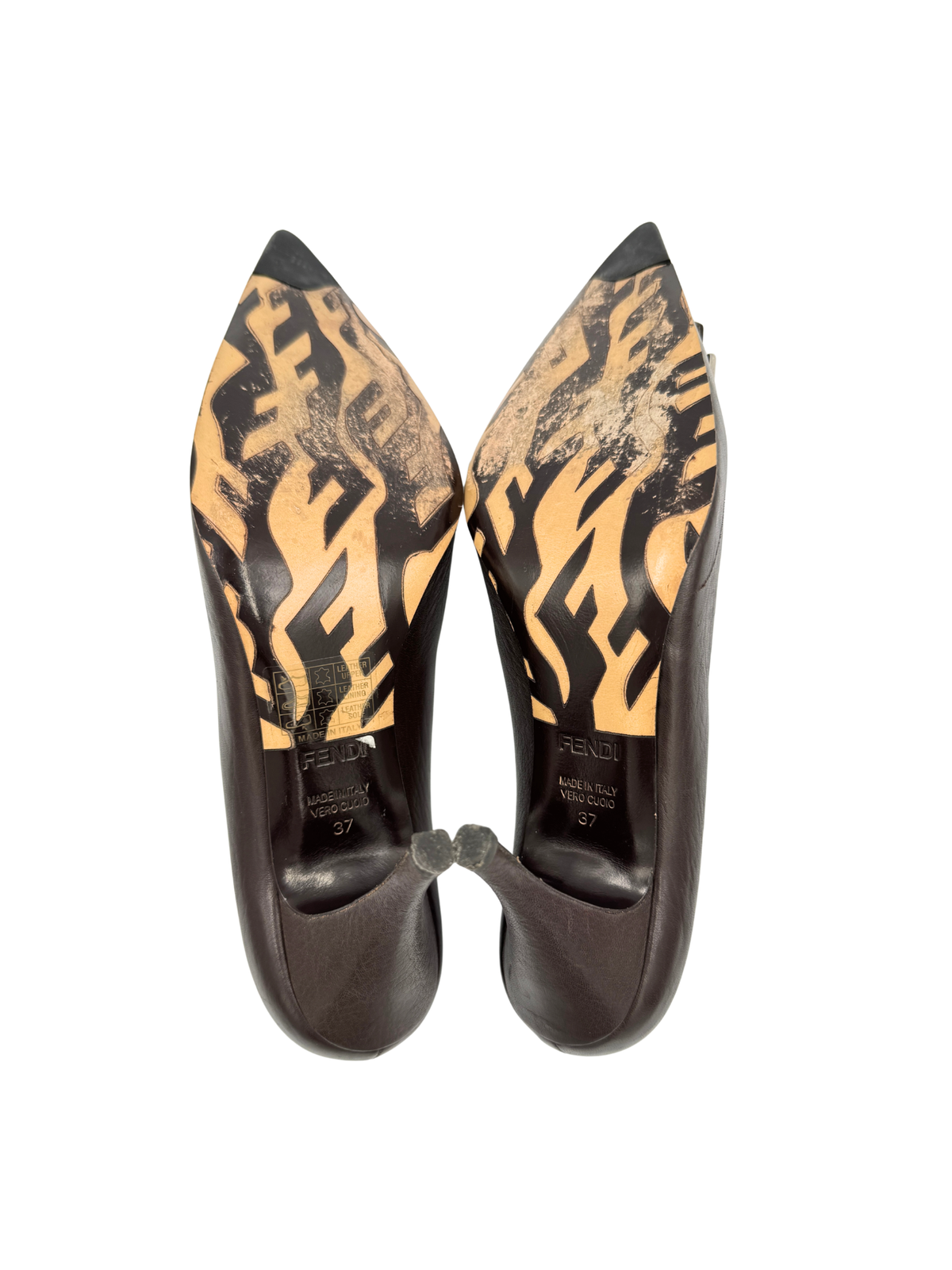 Size 37 Vintage FF Logo Buckle Pointed Toe Pumps in Brown Leather