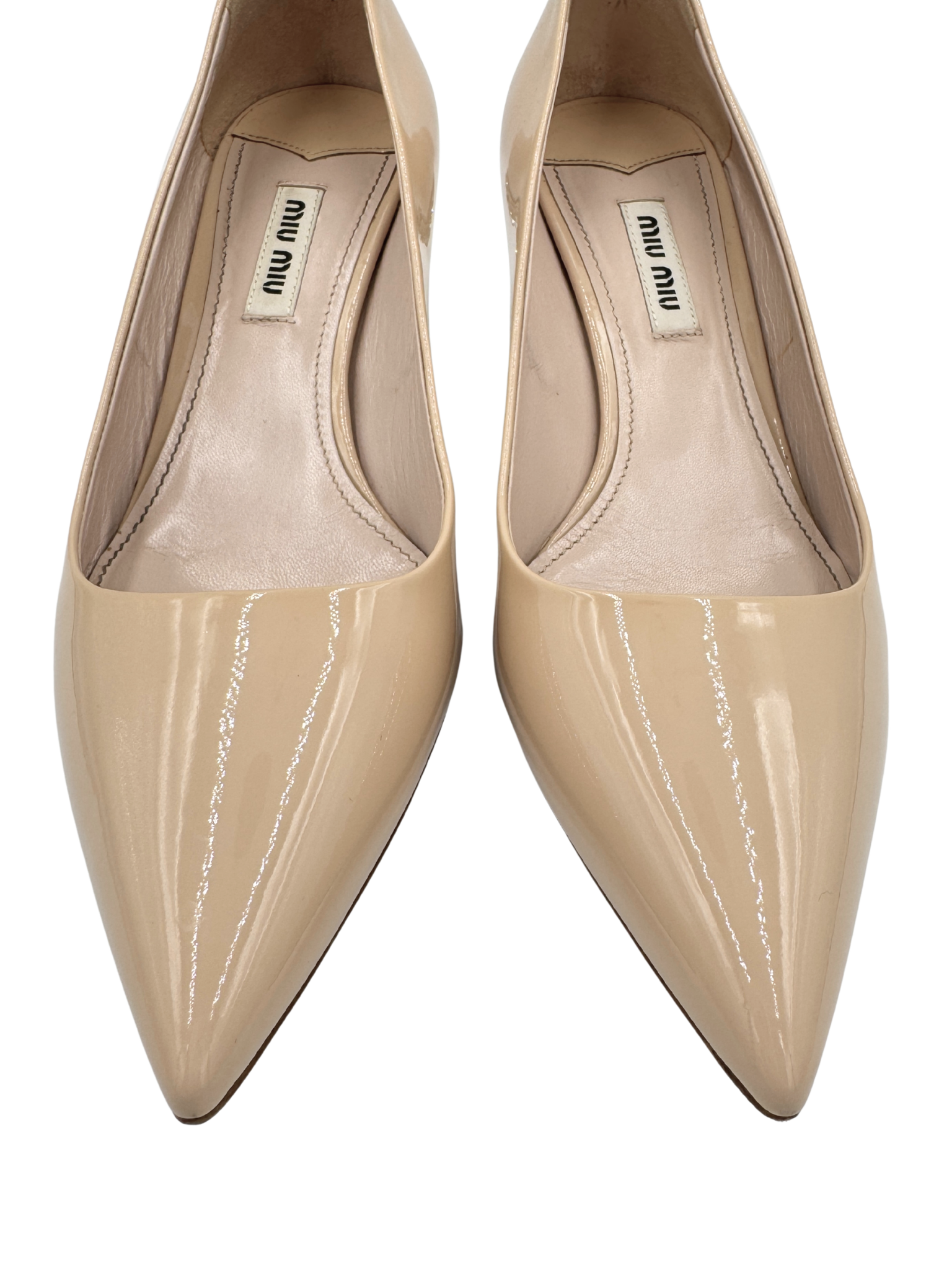 Size 37 Crystal-Embellished Pointed Toe Pumps in Nude Patent Leather