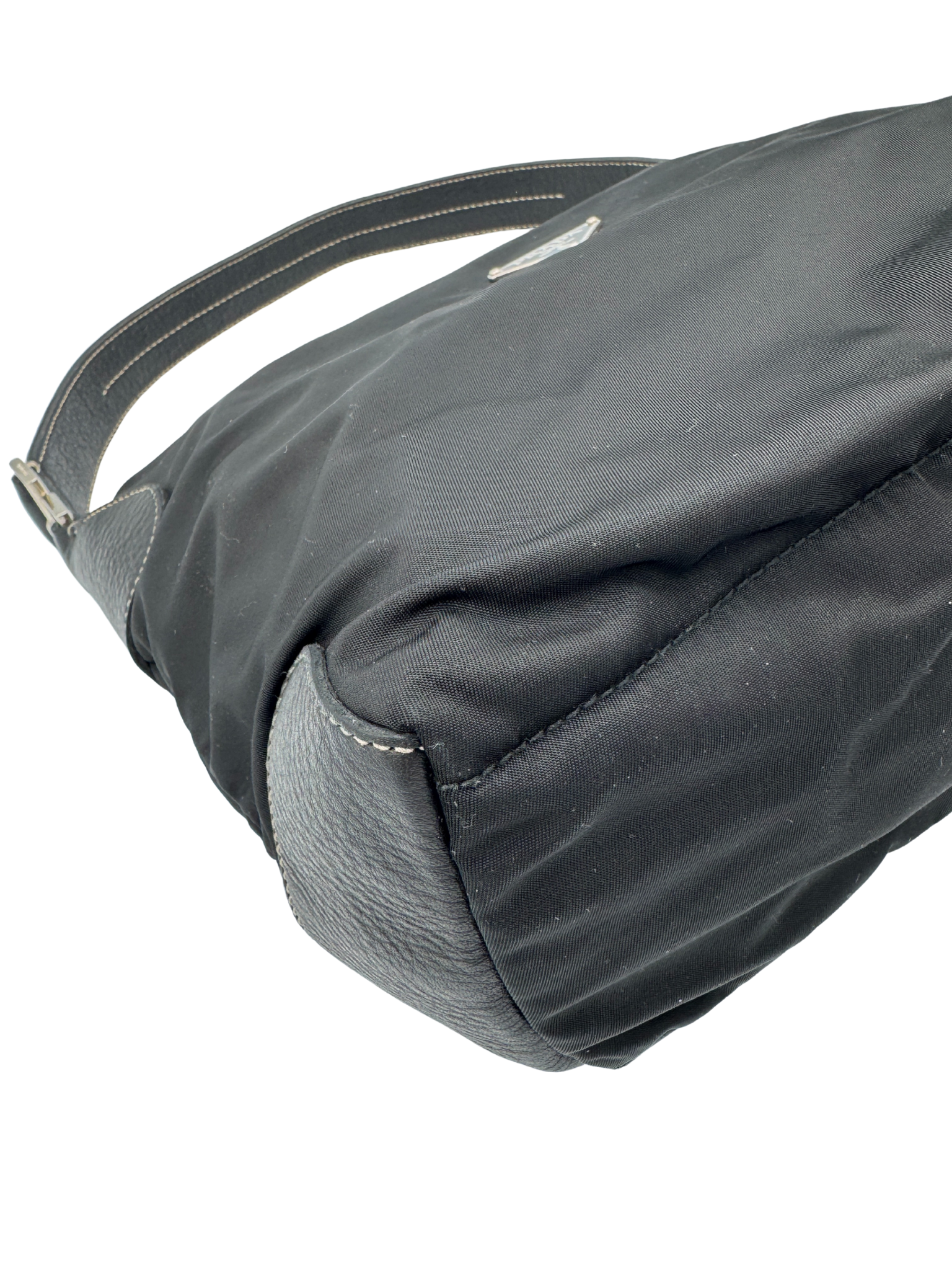 Classic Shoulder Bag in Black Nylon & Leather