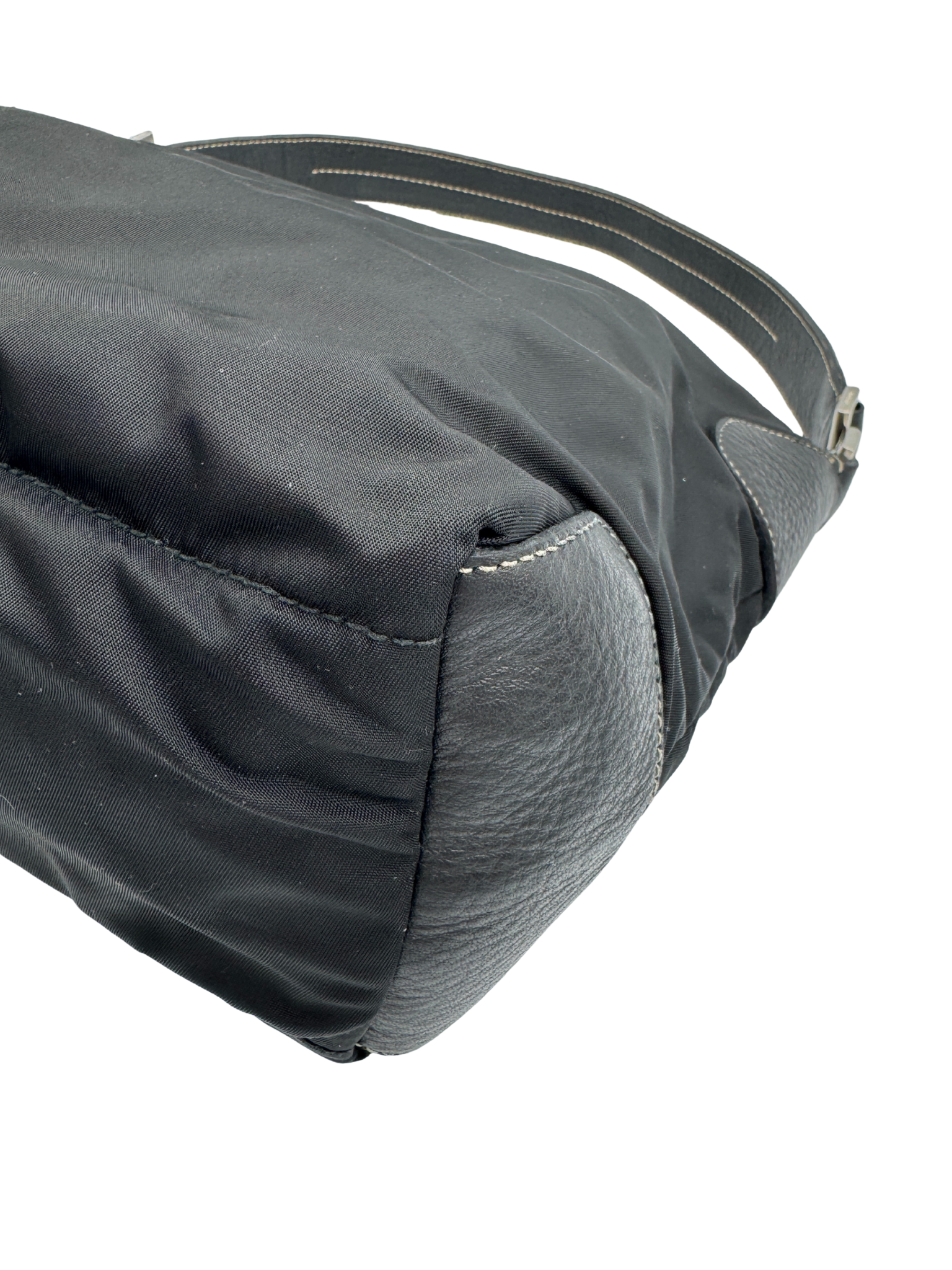 Classic Shoulder Bag in Black Nylon & Leather