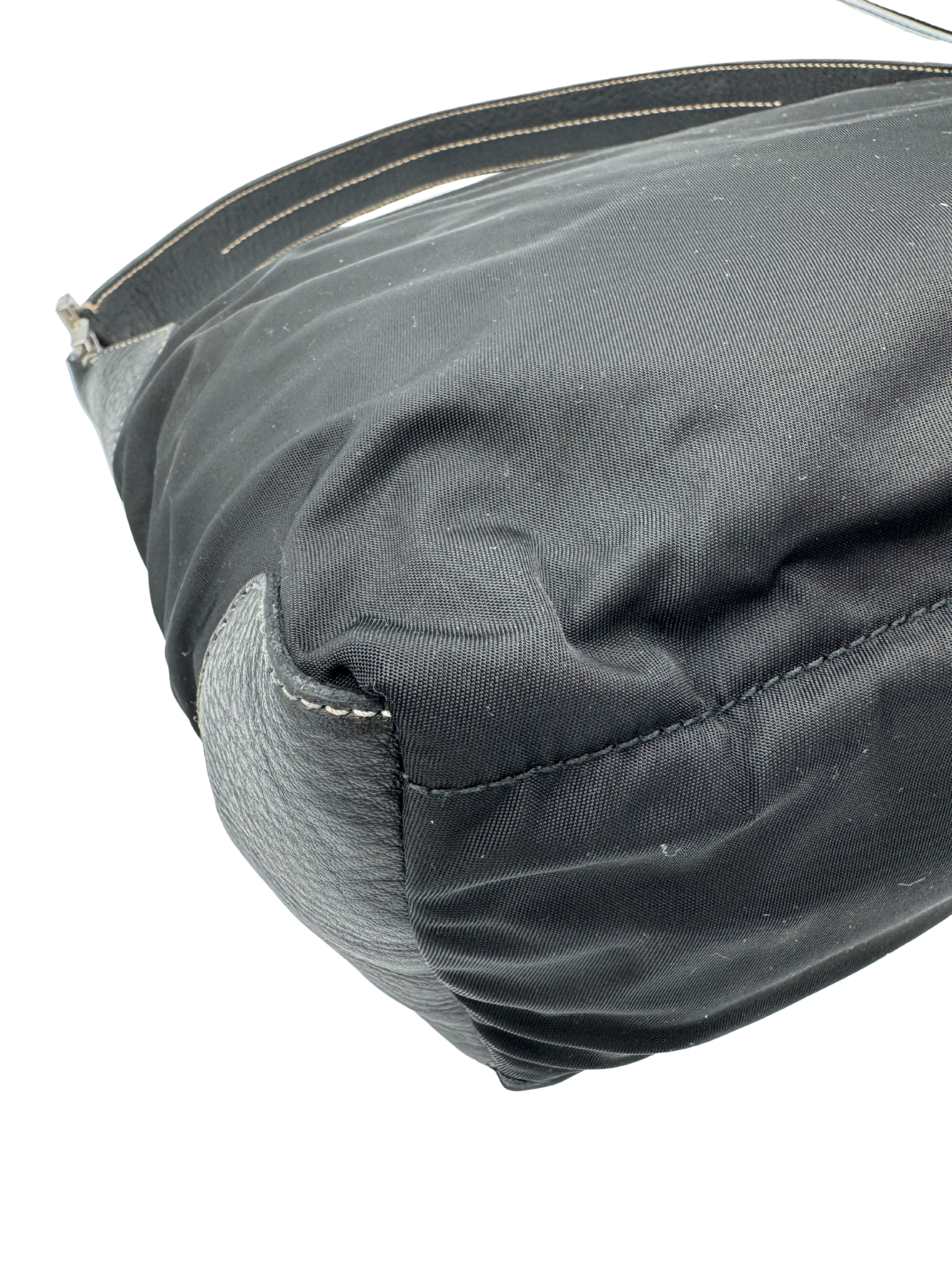 Classic Shoulder Bag in Black Nylon & Leather