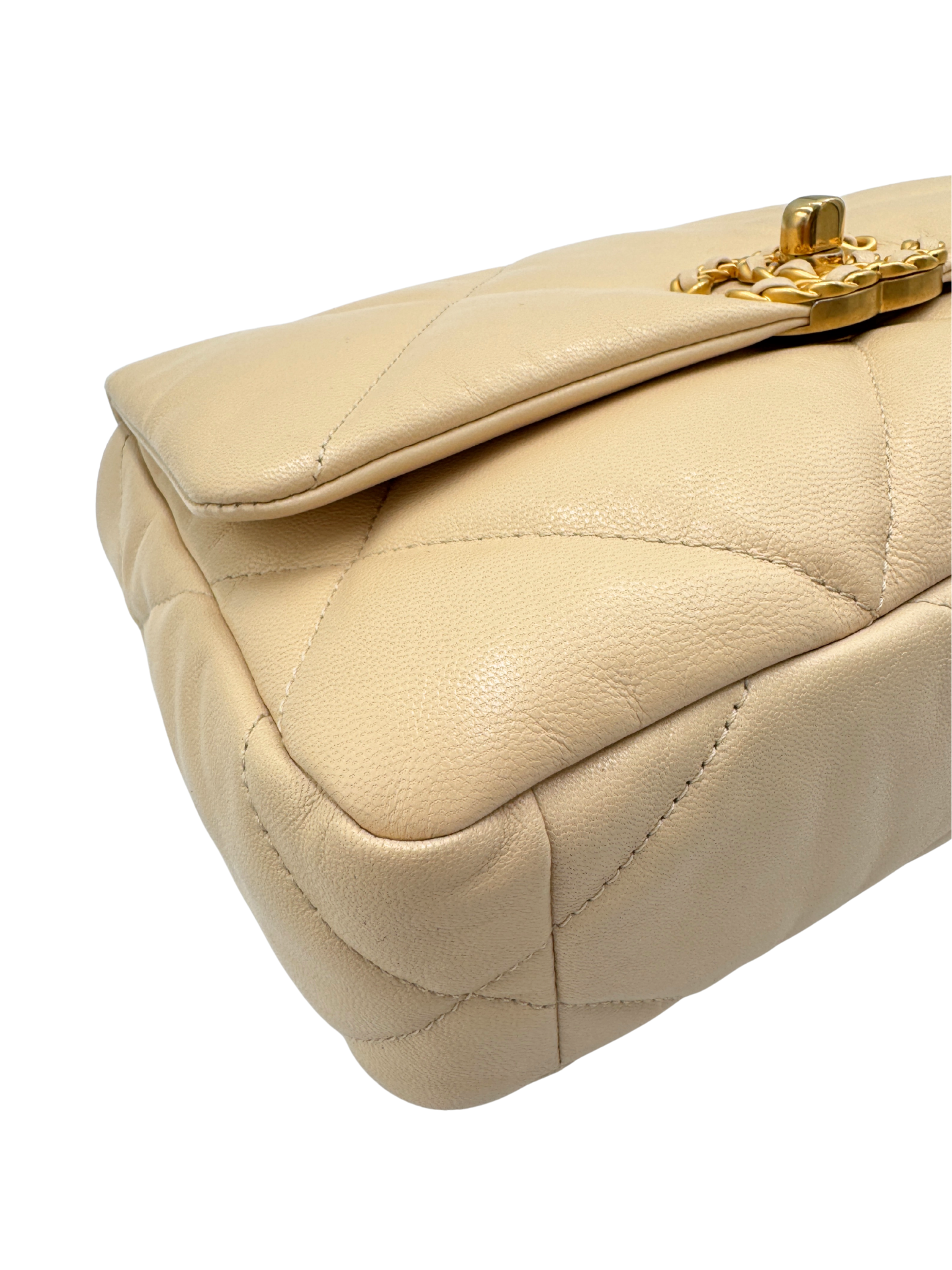 Quilted Medium Chanel 19 Shoulder Bag in Beige Lambskin Leather