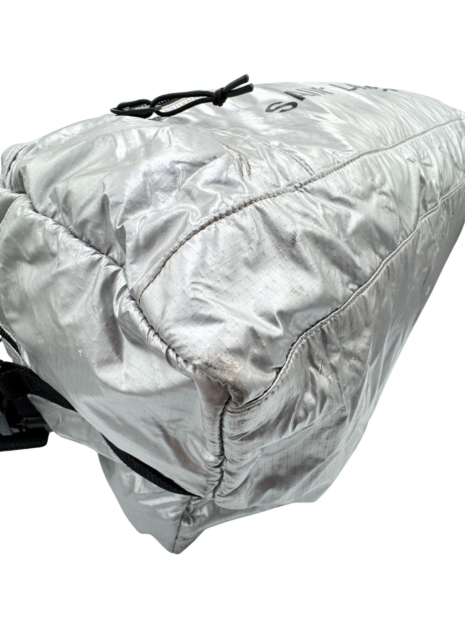 Nuxx City Weekender Puffy Duffel Bag in Silver Nylon Ripstop