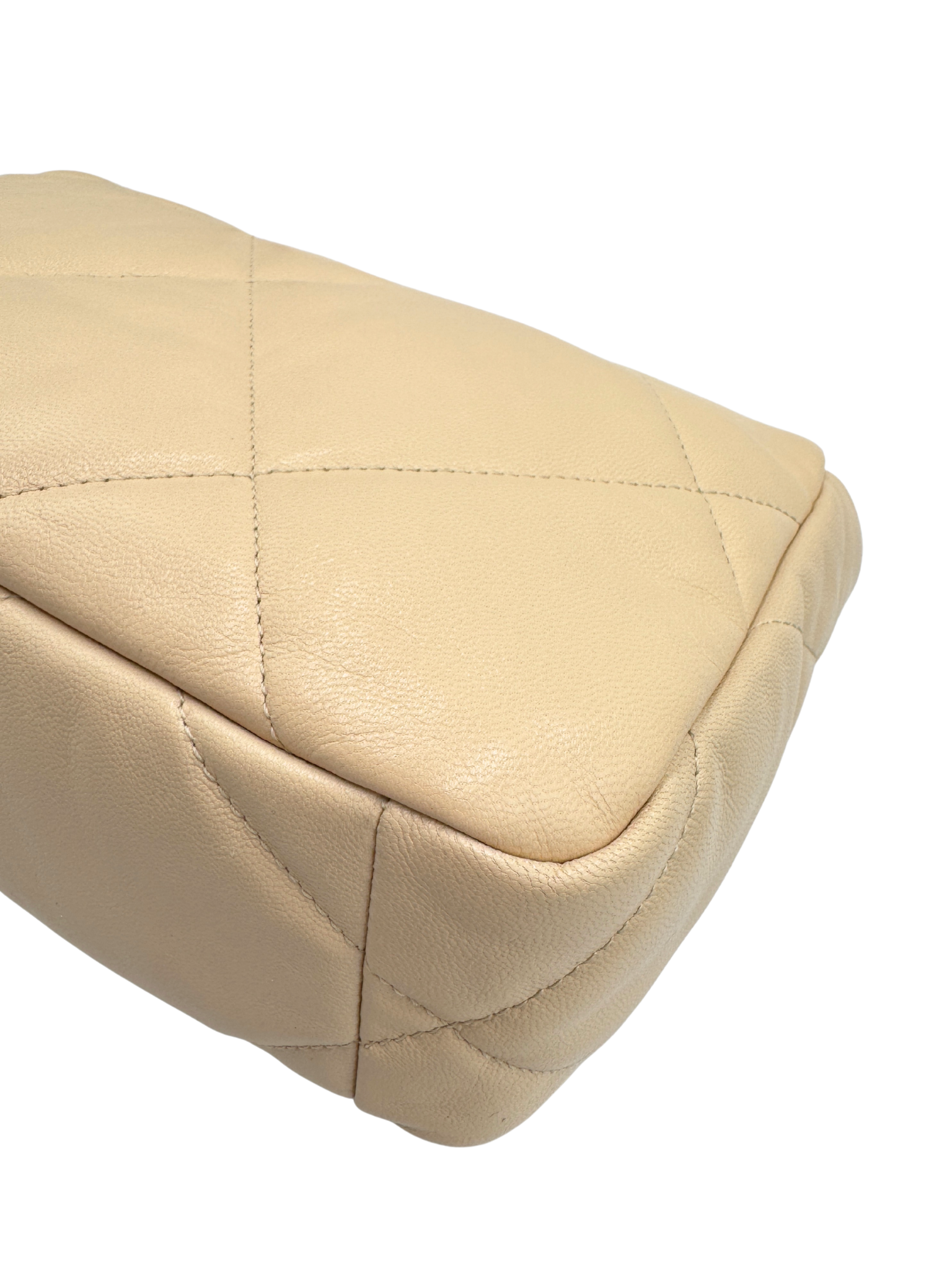 Quilted Medium Chanel 19 Shoulder Bag in Beige Lambskin Leather