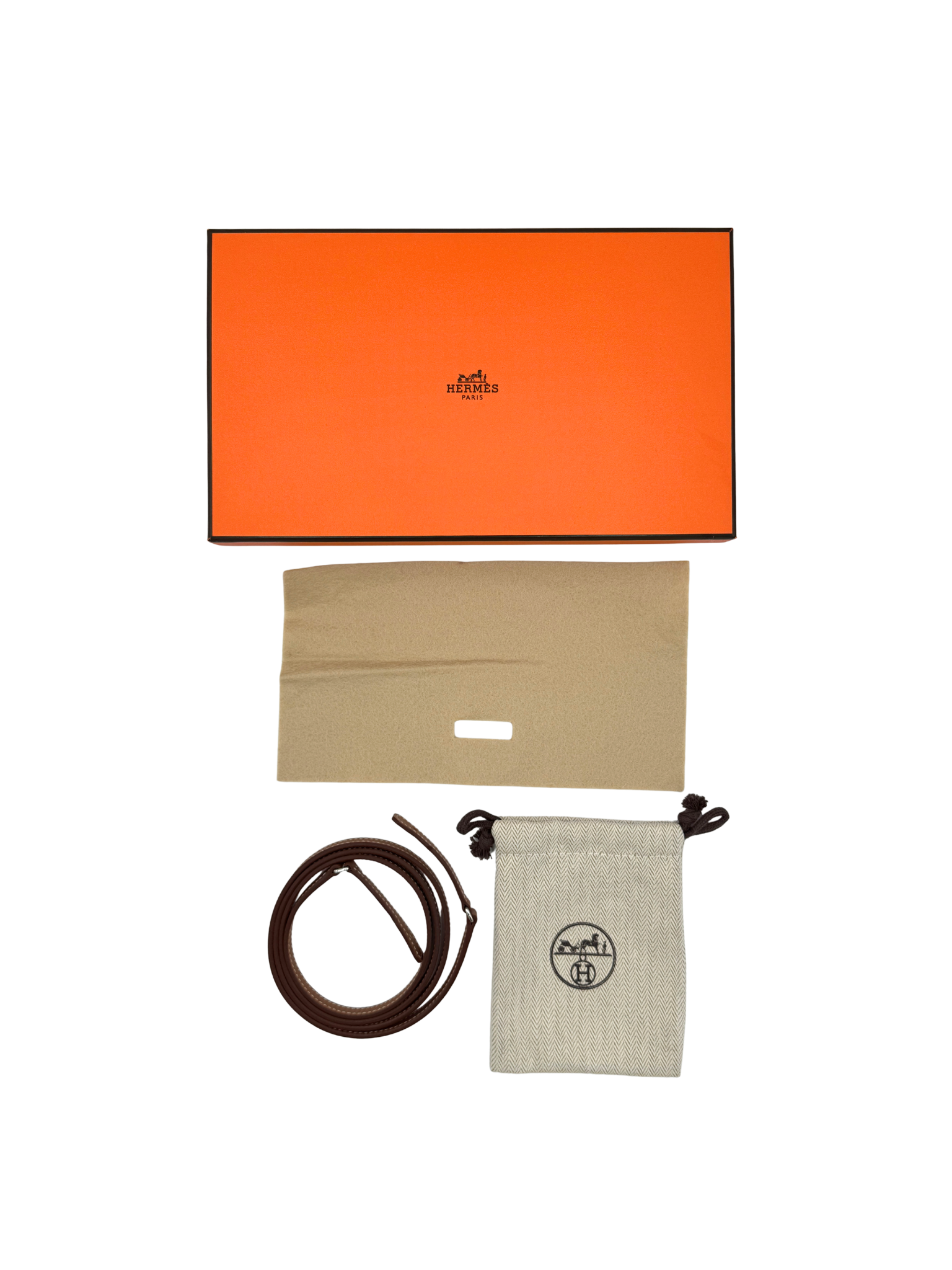 Maillon Wallet To Go with Chaine D'Ancre Buckle in Gold Epsom Leather with Palladium Hardware