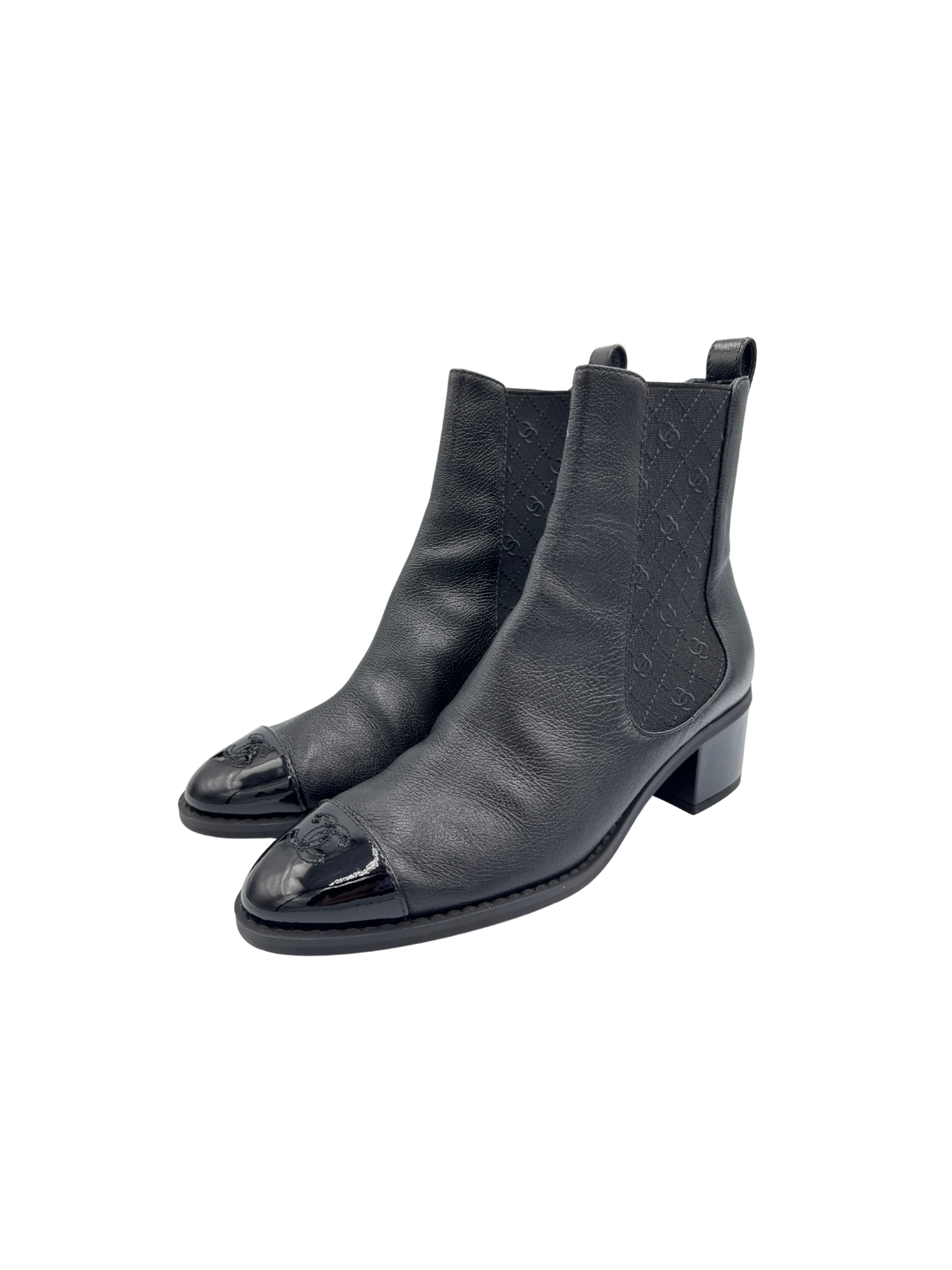 Size 41 CC Classic Chelsea Boots in Black Leather