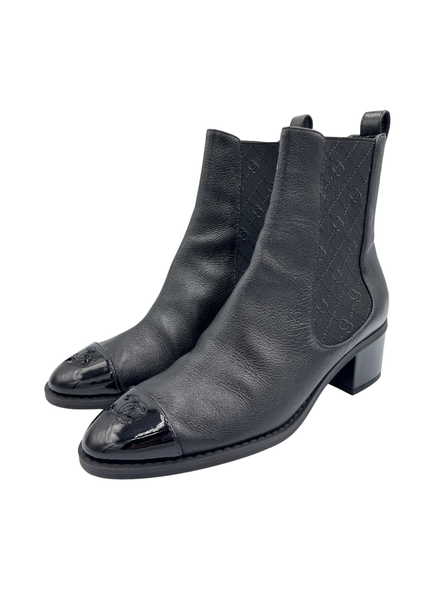 Size 41 CC Classic Chelsea Boots in Black Leather