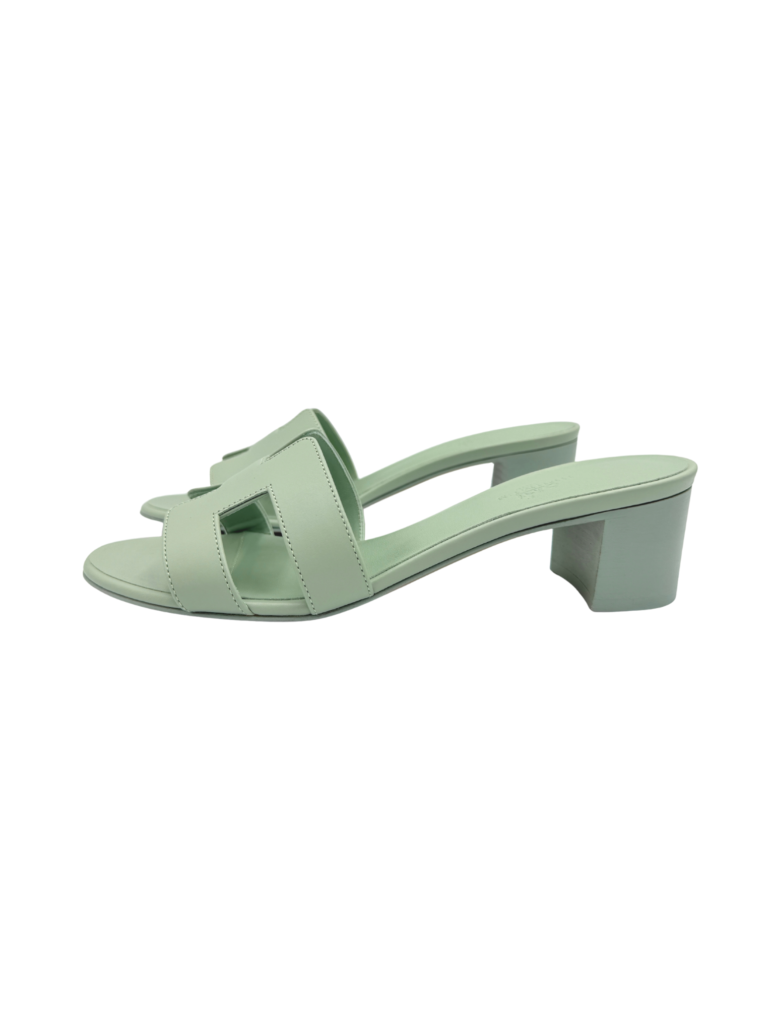 Size 37.5 Hermes Oasis Sandals in Vert D'Eau Smooth Calfskin Leather
