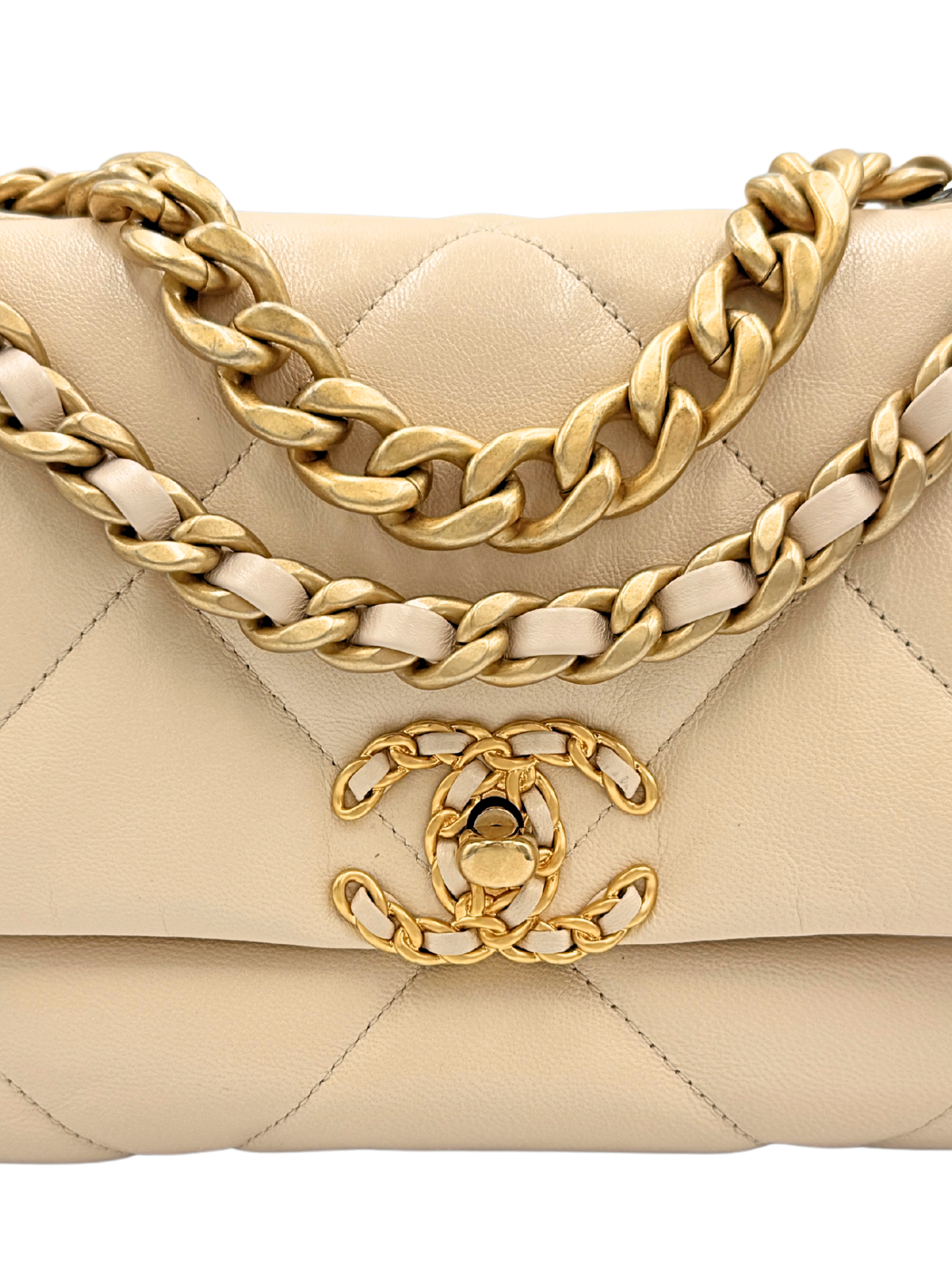 Quilted Medium Chanel 19 Shoulder Bag in Beige Lambskin Leather