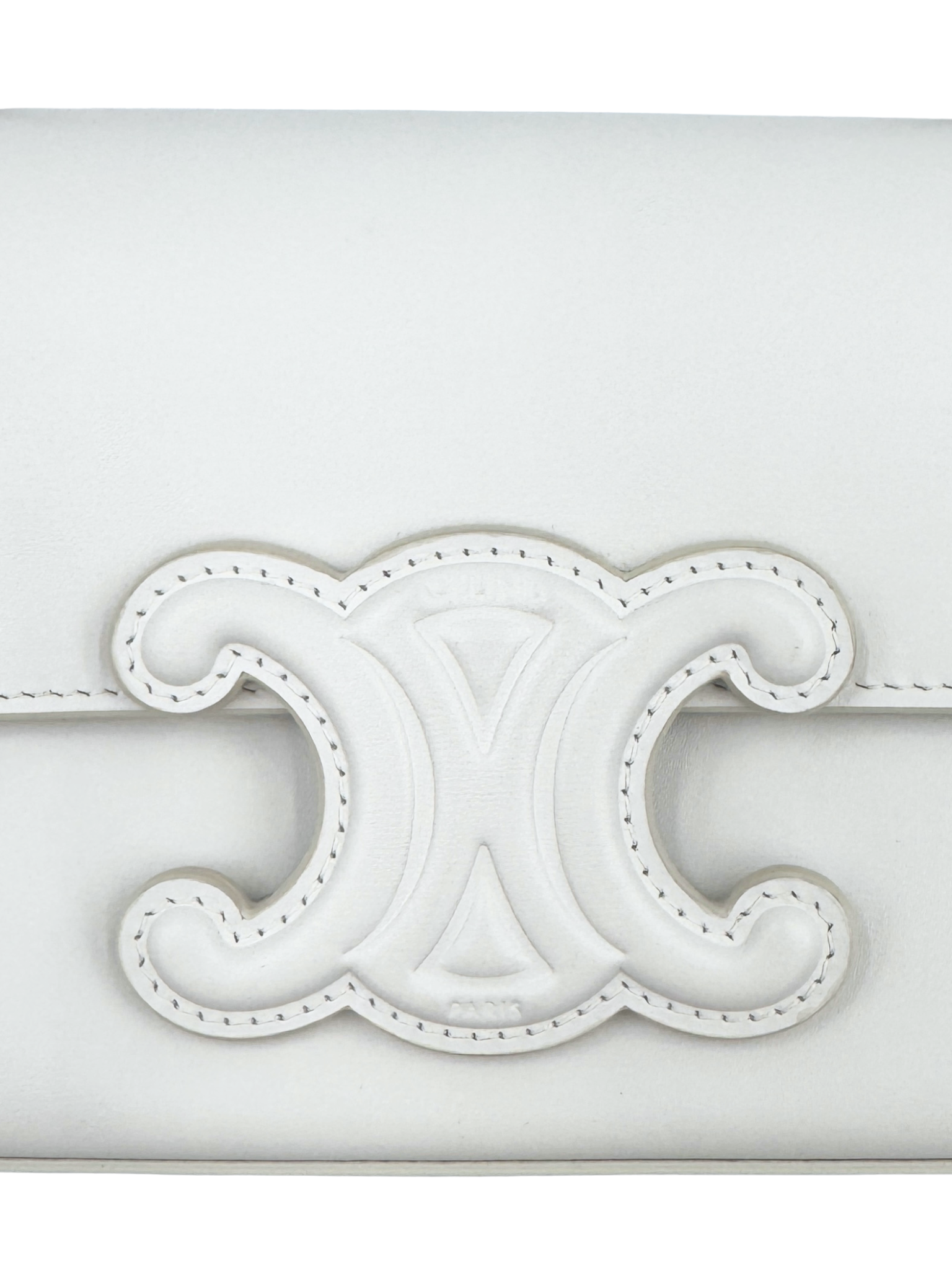 Triomphe Claude Chain Shoulder Bag in White Leather