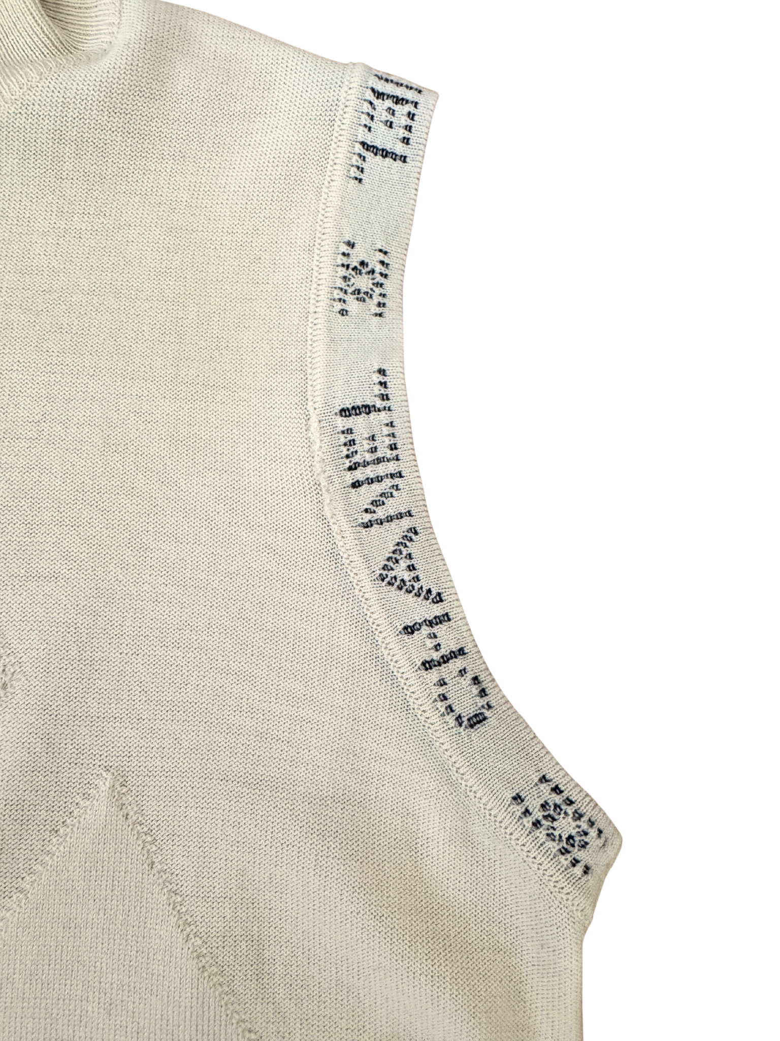 Size FR 38 Sleeveless Argyle Turtleneck with Chanel Logo Trim in Ivory Cashmere