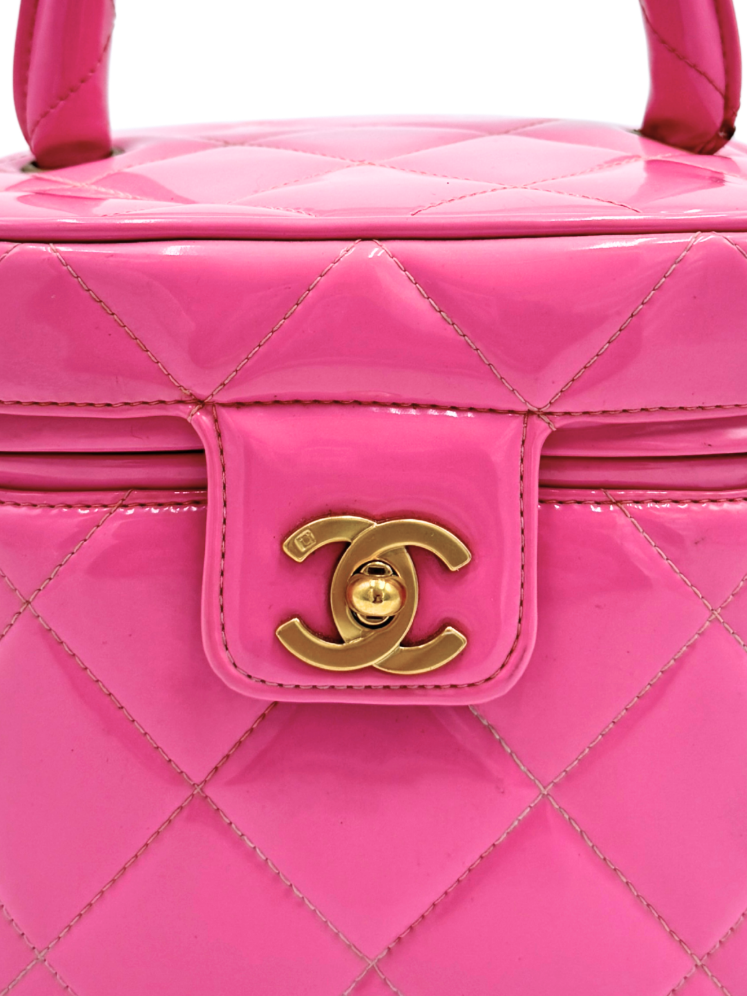 Vintage 1995 Barbie Quilted Vanity Case with Top Handle in Pink Patent Leather