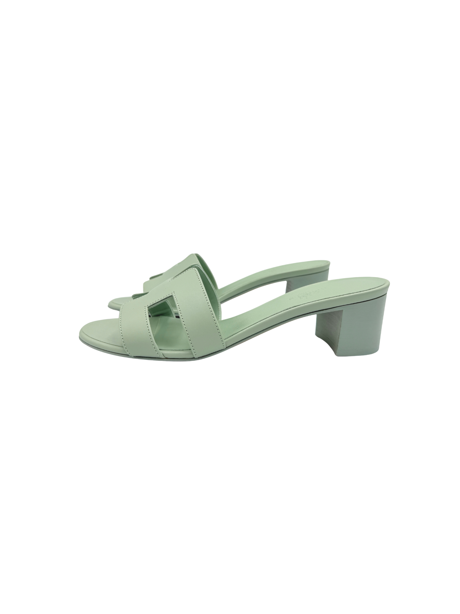 Size 37.5 Hermes Oasis Sandals in Vert D'Eau Smooth Calfskin Leather