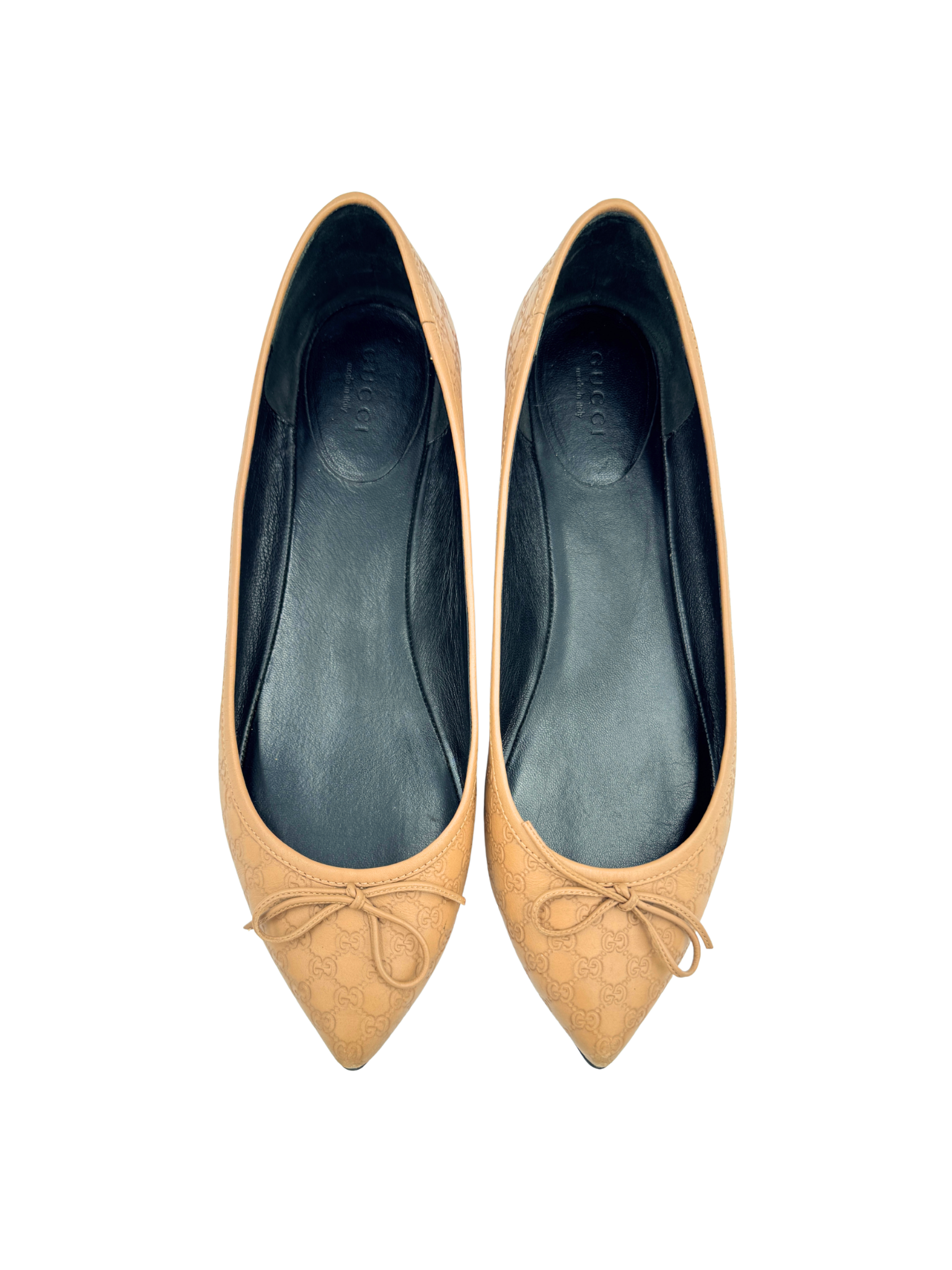 Size 38.5 Guccisima Logo Pointed Toe Flats in Tan Monogram GG Supreme Leather