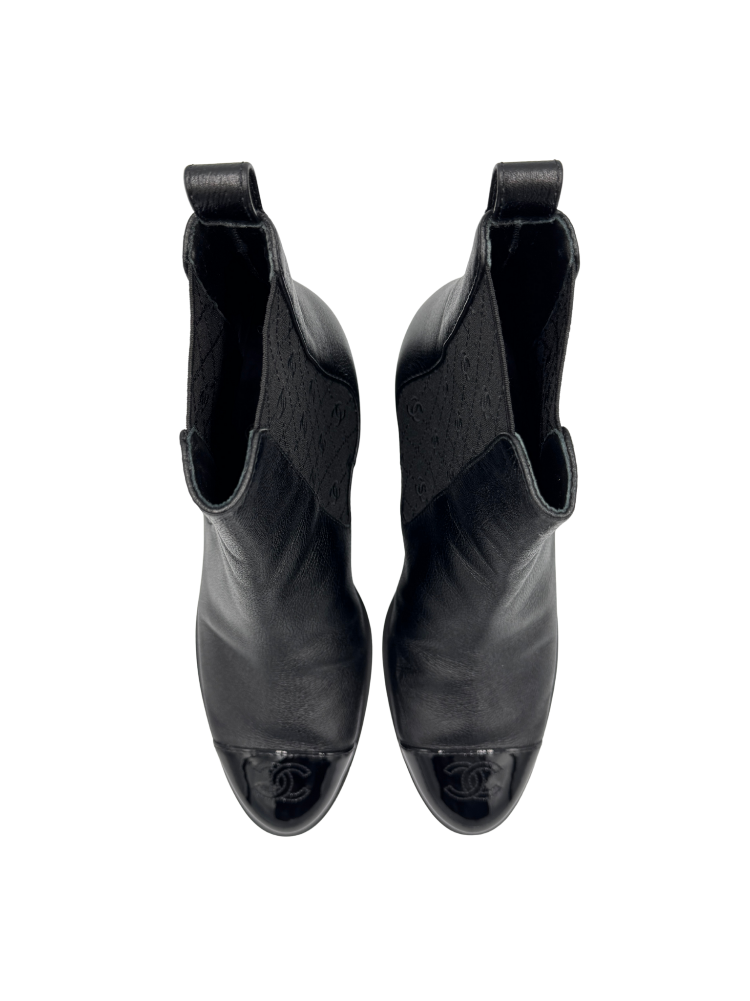 Size 41 CC Classic Chelsea Boots in Black Leather