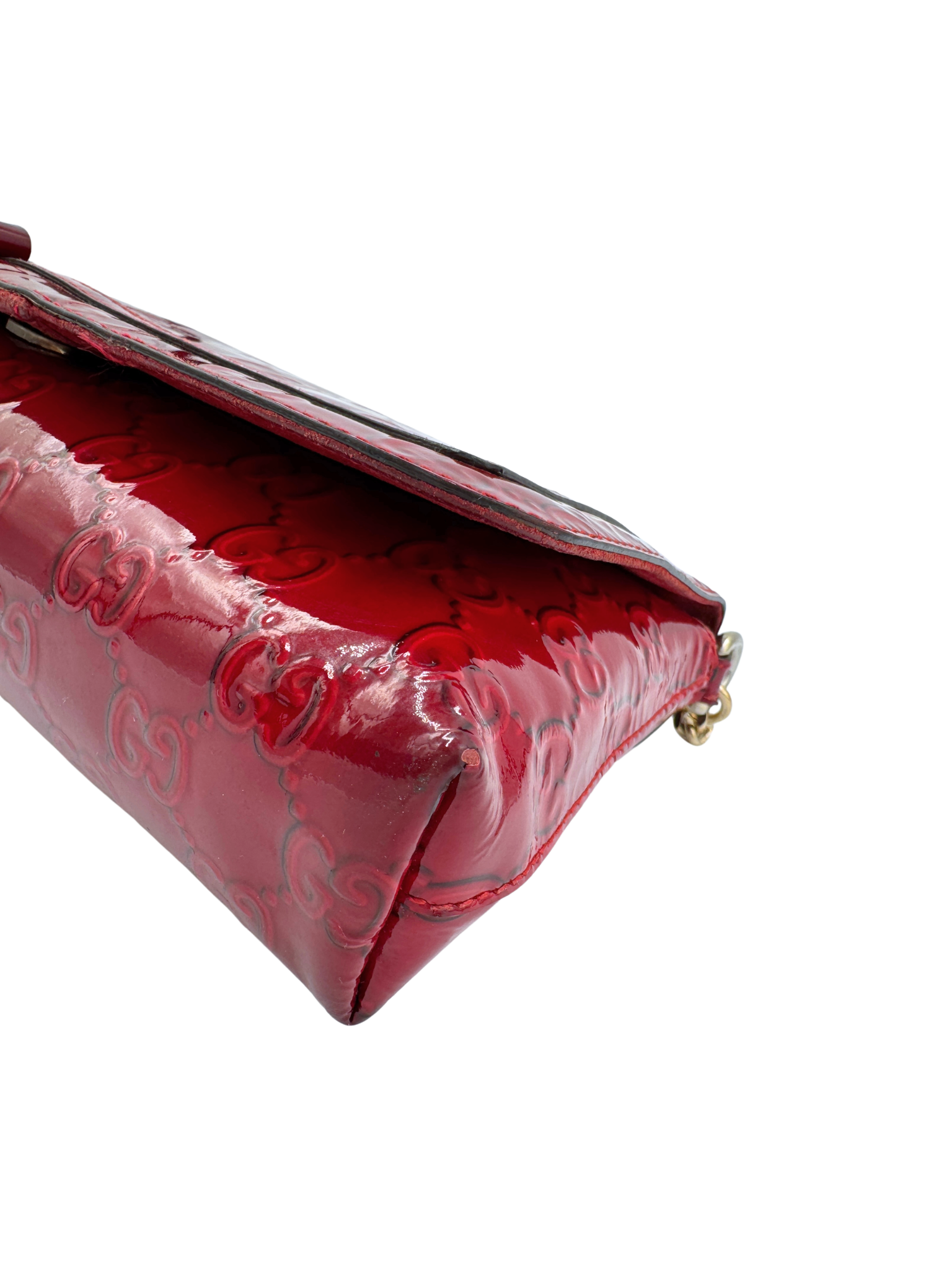 GG Monogram Shoulder Bag Pochette with Heart Accents in Red Patent Leather