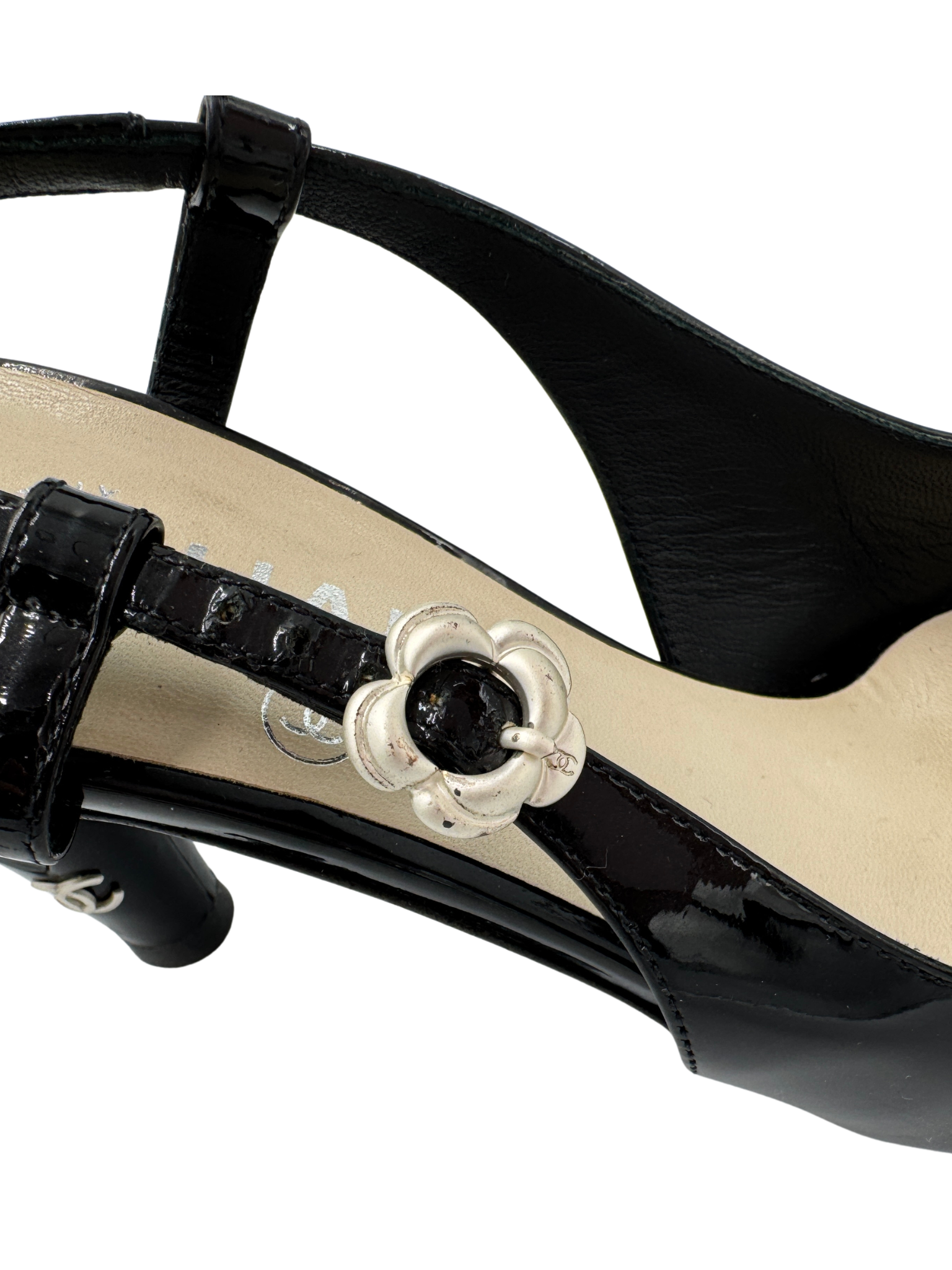 Size 38 Cap-Toe Camelia CC Slingbacks in Black Patent Leather