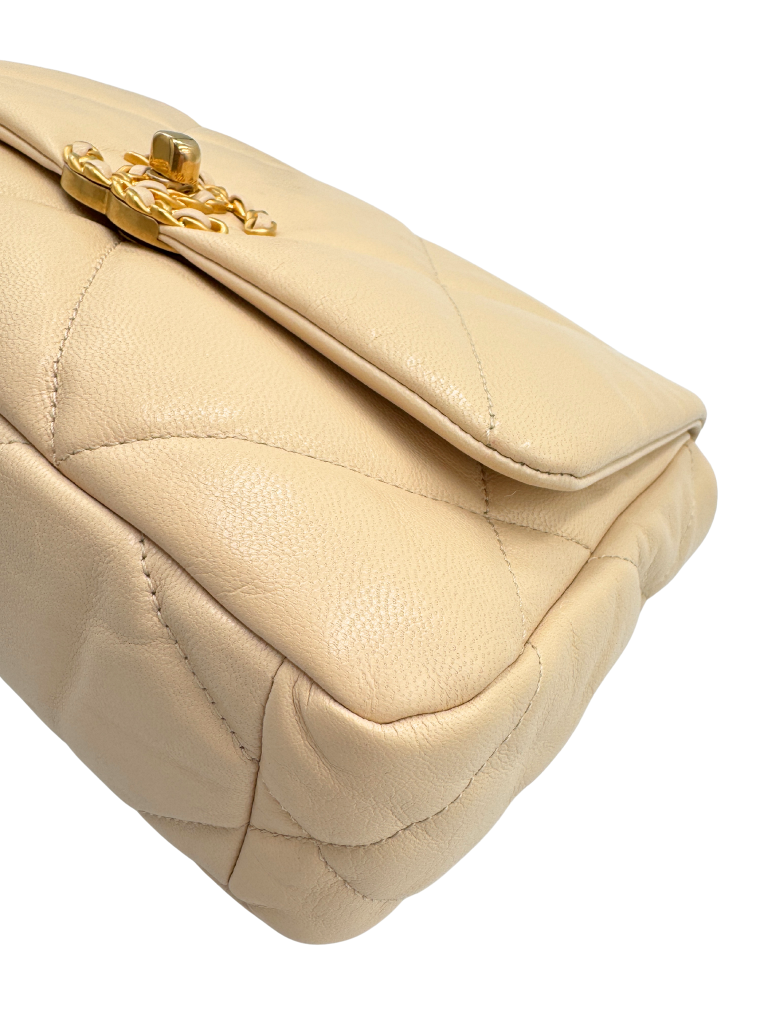 Quilted Medium Chanel 19 Shoulder Bag in Beige Lambskin Leather