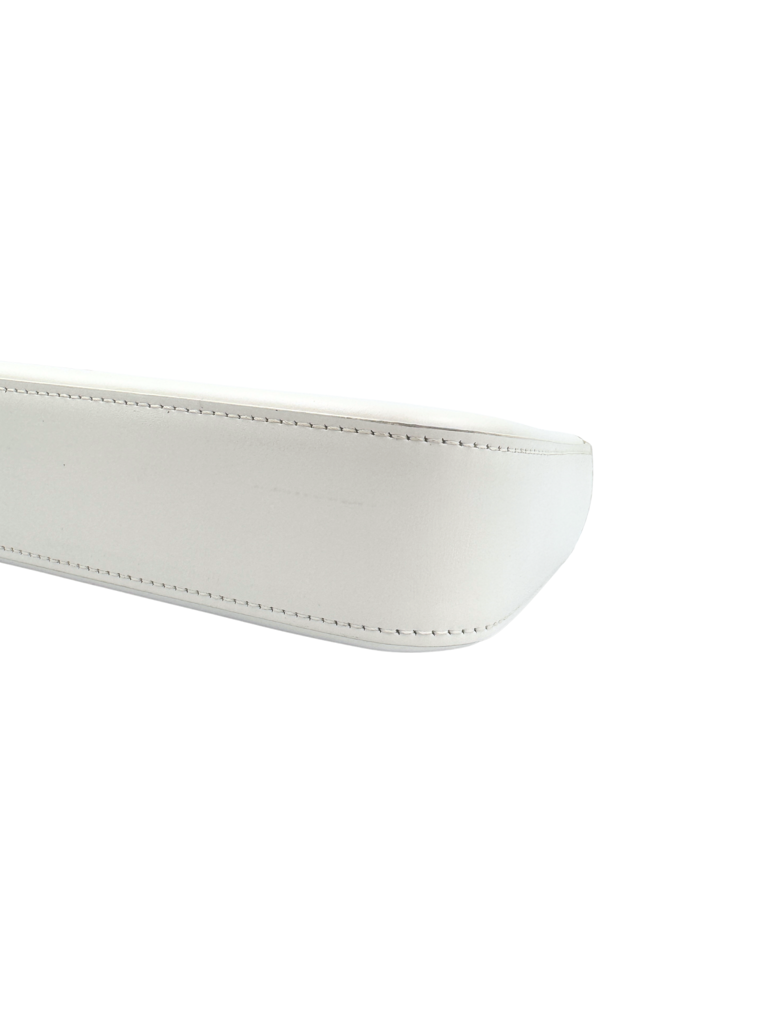 Triomphe Claude Chain Shoulder Bag in White Leather