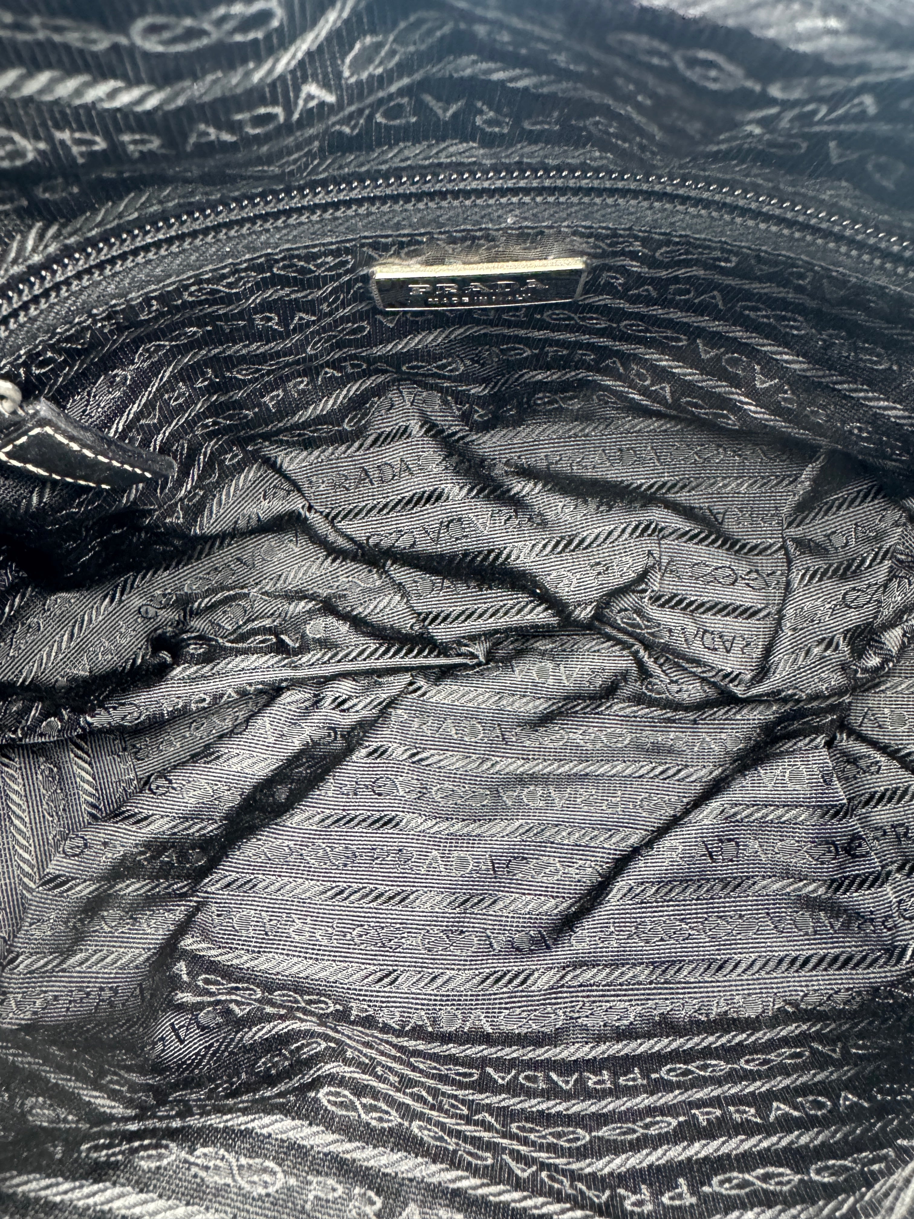 Classic Shoulder Bag in Black Nylon & Leather
