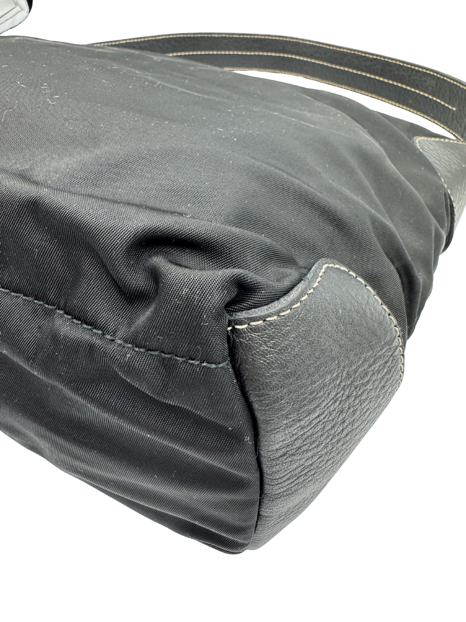 Classic Shoulder Bag in Black Nylon & Leather