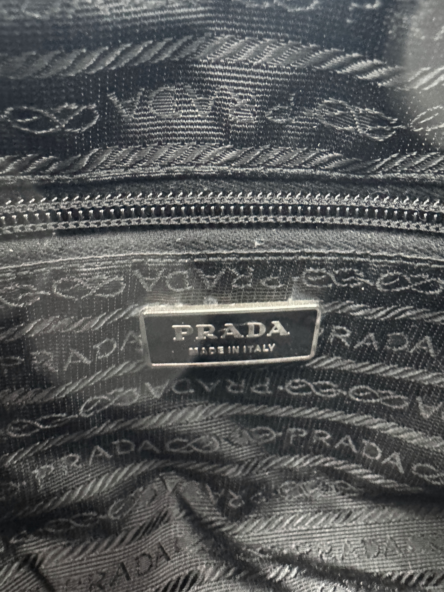 Classic Shoulder Bag in Black Nylon & Leather